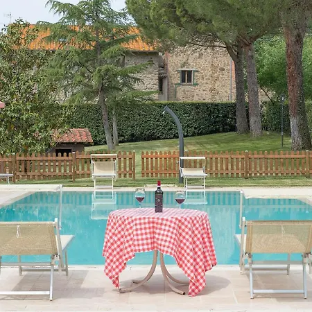 公寓 Vernazzano Basso Sleeps 6 特拉西梅诺湖畔托罗